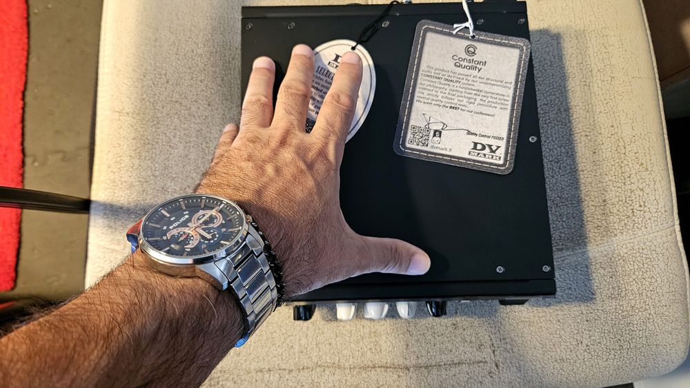 Amplificador Guitarra + Coluna. DV  Mark