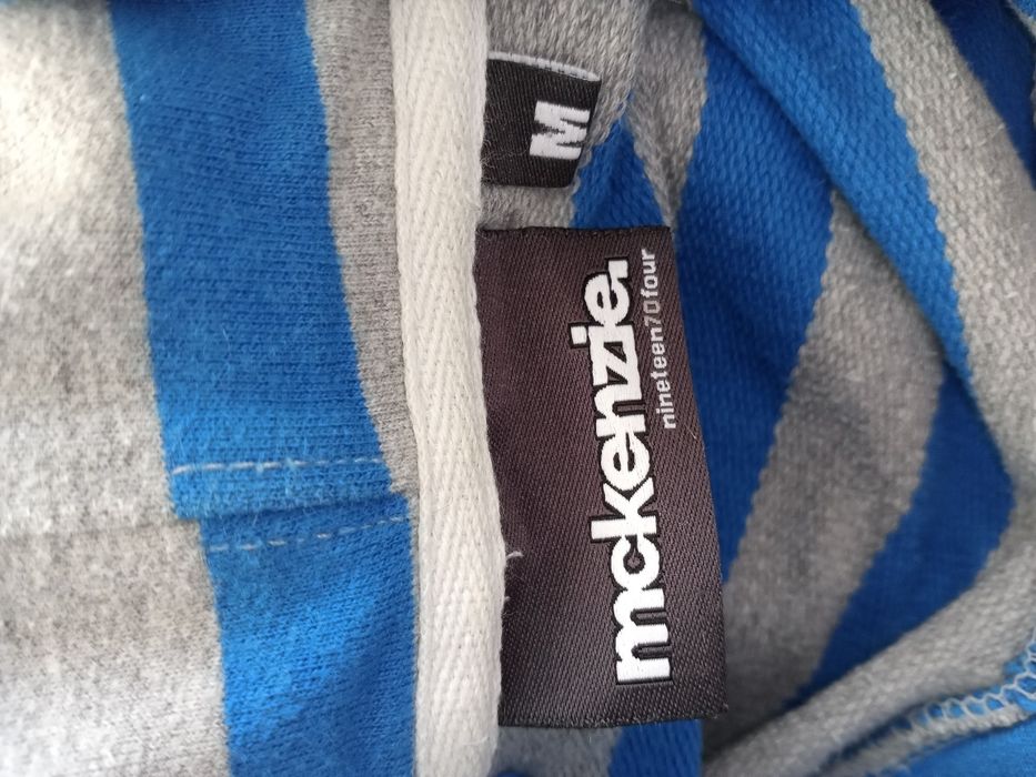 Bluza męska z kapturem kangurek niebiesko szare paski McKenzie