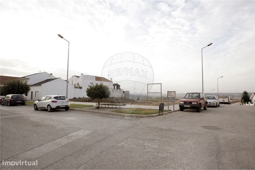 Loteamento no centro de Alfarelos — Alfarelos, Coimbra