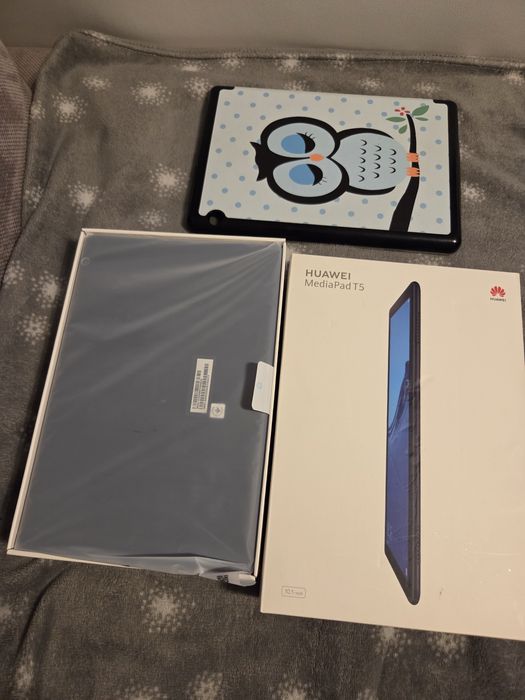 Tablet HUAWEI MediaPad T5 + etui
