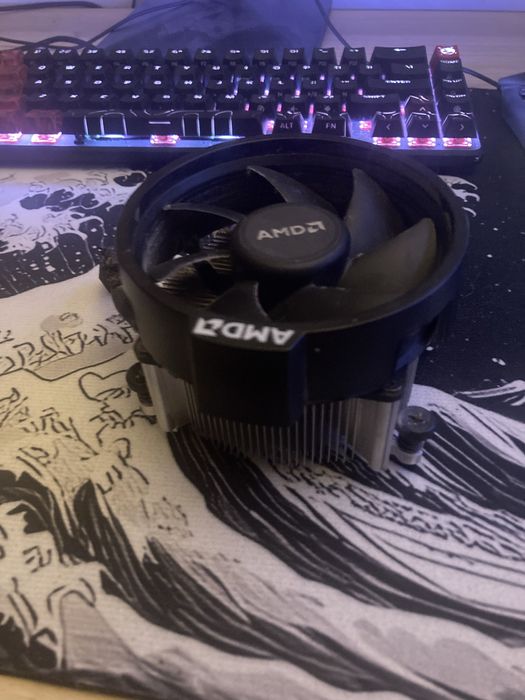 Cooler Amd em muito bom estado