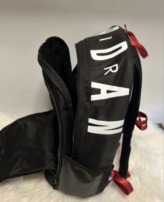 Stylowy duży plecak Jordan