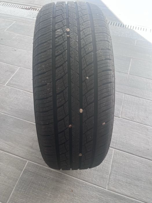 Pneu Goodride 225/55 R18