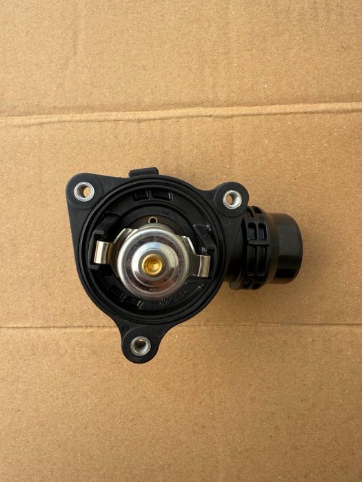 Продам новий термостат BorgWarner на двигун n46 b20