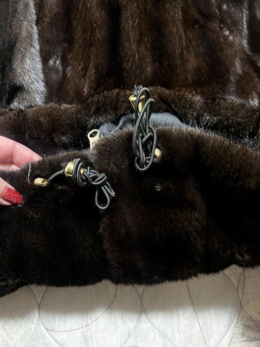 Норкова натуральна шуба