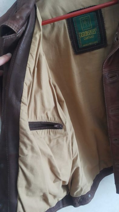 Casaco de pele castanho