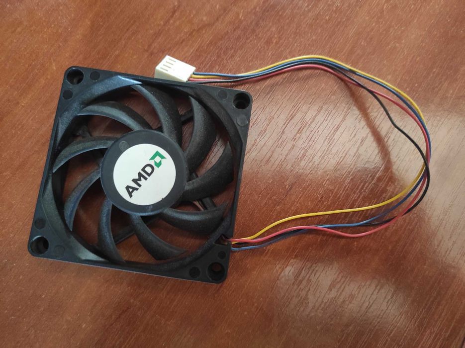 Вентилятор кулер