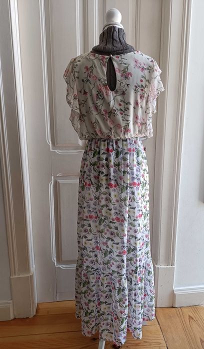 Vestido Midi Floral