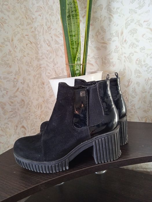 Полуботинки женские 37р.