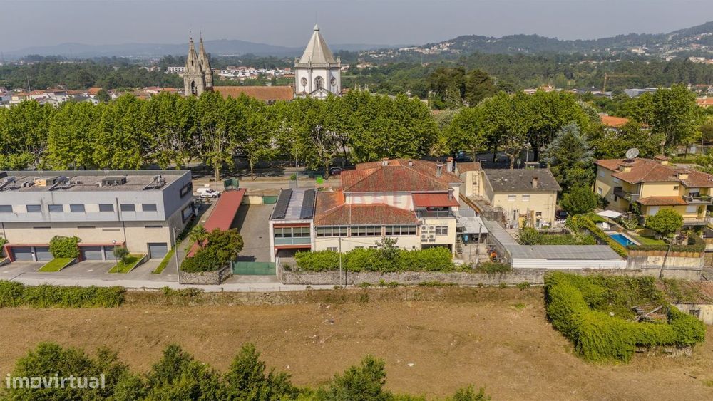 Venda de imovel com Restaurante, café e snack bar em Vila Verde - B...