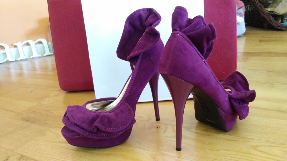 Buty na obcasie ANNE MICHELLE