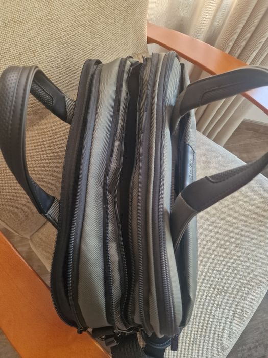 Pasta Samsonite Dlx 6 pro 15,6" Verde Oliva Custo Nova 315€