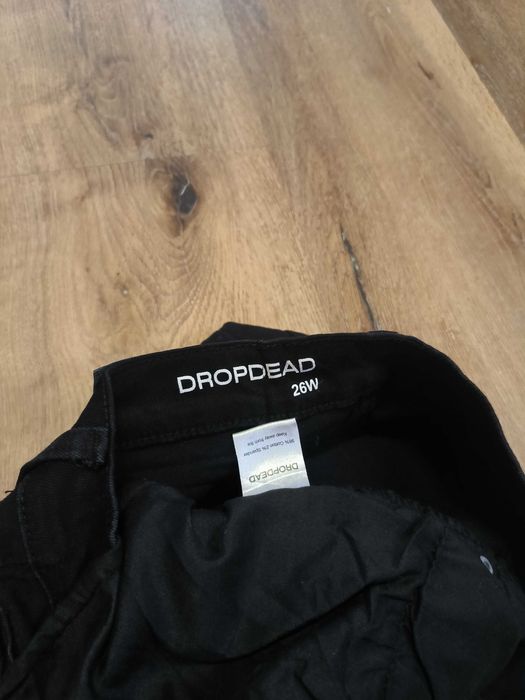 Spodnie DropDead Czarne Dżinsowe Jeansowe Długie Rurki W26