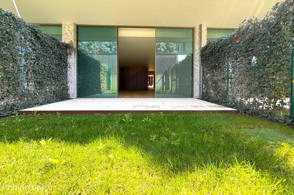 T3 de luxo c/ jardim em Nevogilde no empreendimento Greenstone p/ arre