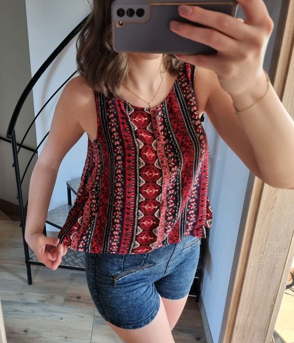 Koszulka top bluzka bez rękawów rozcięcie na plecach czerwona azteckie