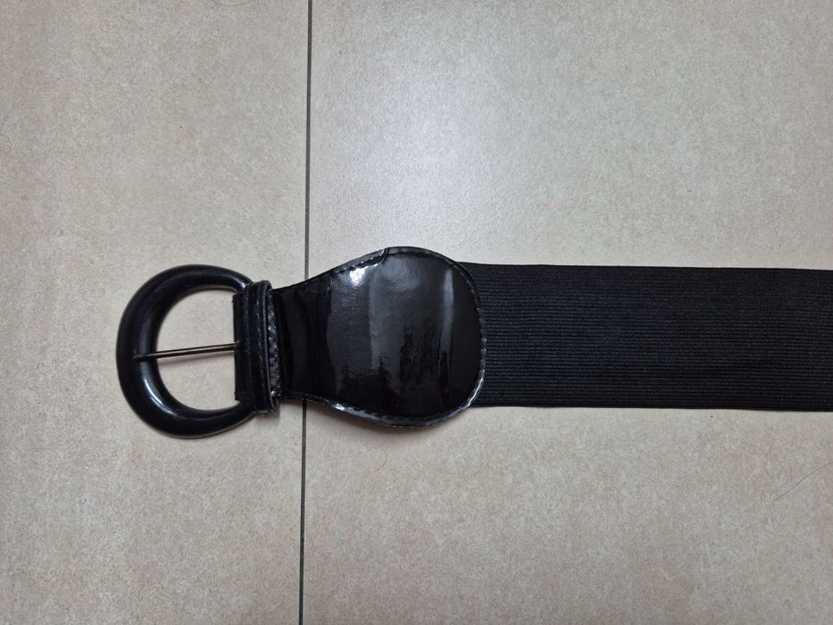 Cinto de senhora elástico preto