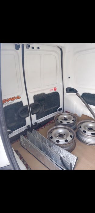 Carrinha Renault kangoo