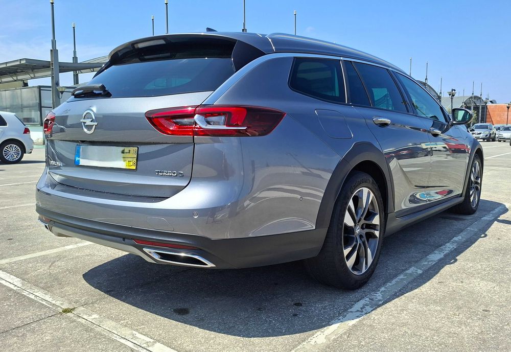 Opel Insignia Country Tourer — fotografia 5