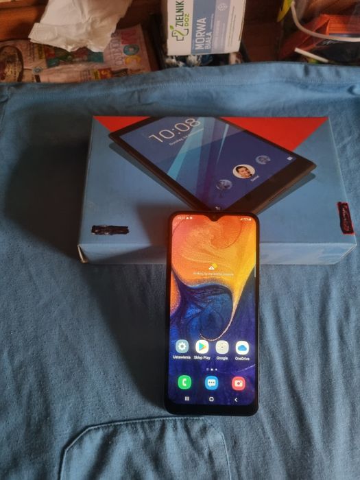 Samsung A50 (4/128gb)