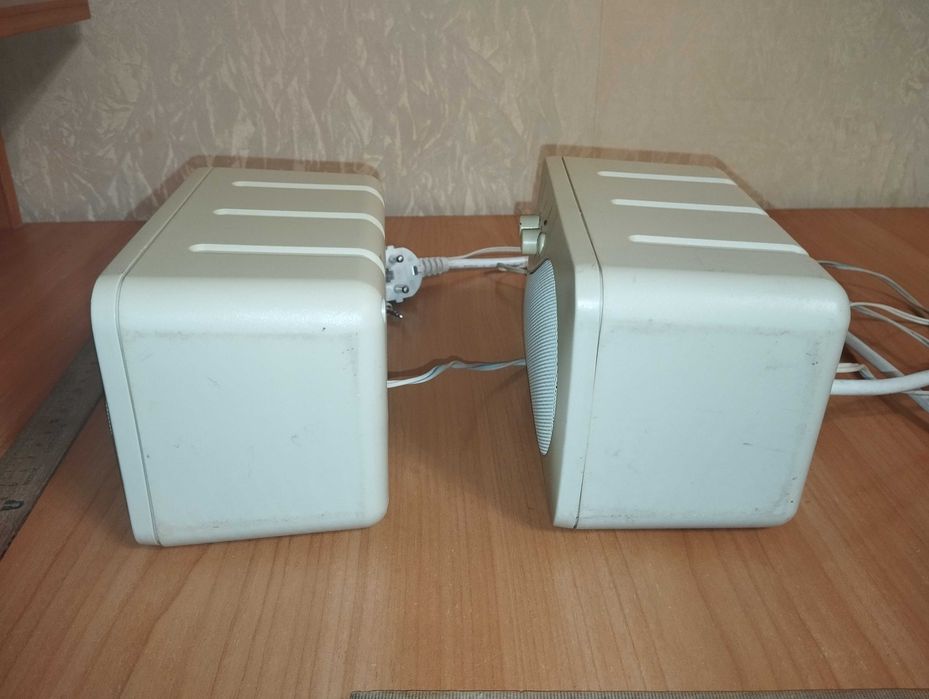 Аудіоколонки на комп'ютер б/в, в гарному стані