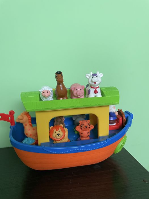 Ноїв ковчег іграшка