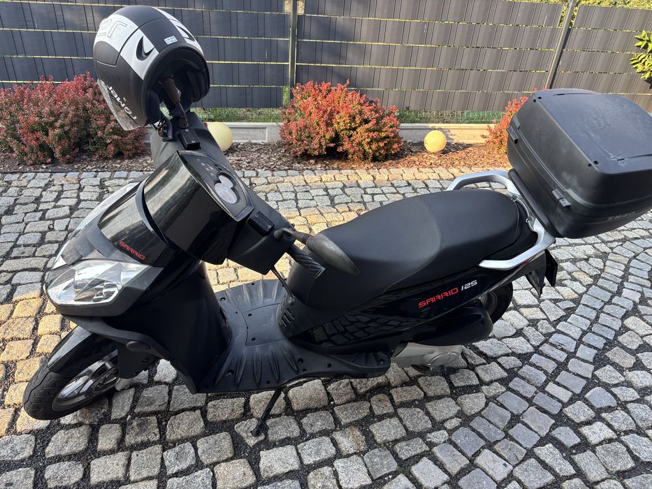 Wynajem  Motocykl  125