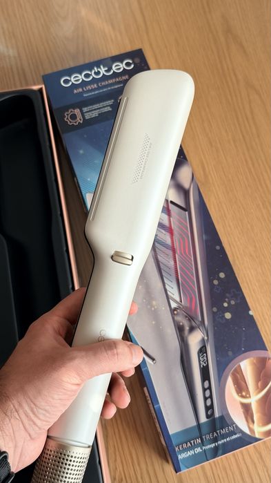 Продам Cecotec Air Lisse Champagne