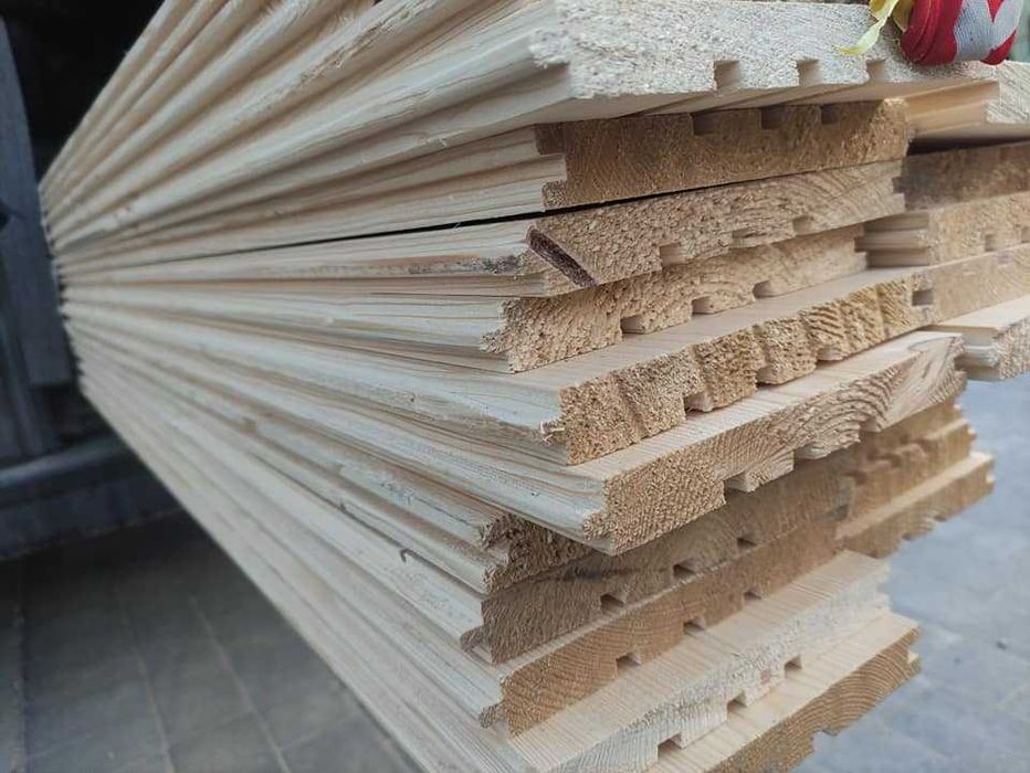 Drewno konstrukcyjne Deski elewacyjne swierk skandynawski Sztachety