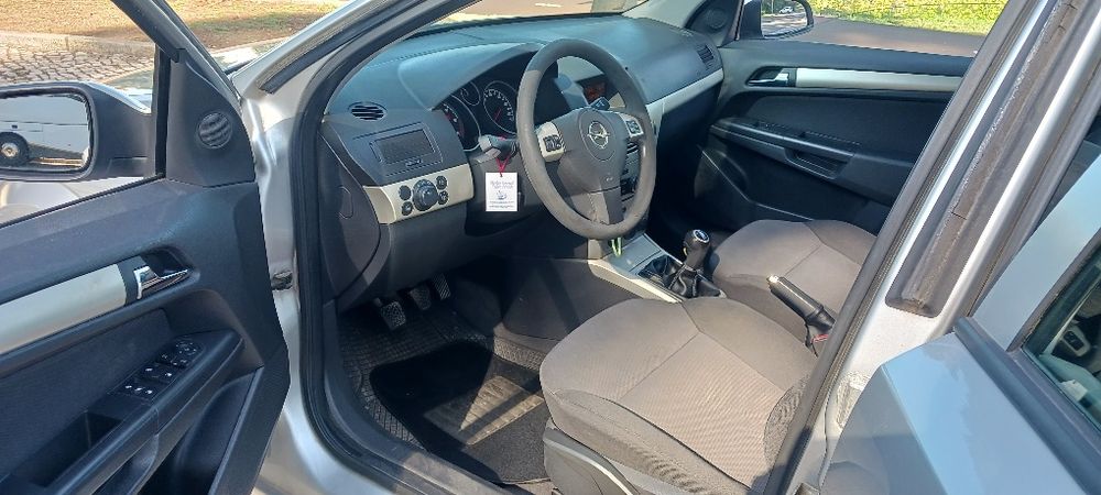 Opel astra caravan 1.3 diesel 2008