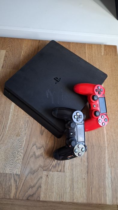 Konsola PlayStation4