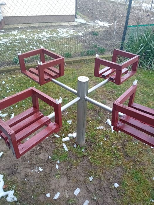 karuzela  z nierdzewki