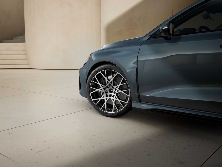 alu felgi 19 5x112 8j et49 audi a3 s3 vw golf seat leon fr RS3 style