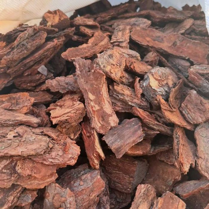 Kora sosnowa ogrodowa sortowana workowana 80 L ozdobna Torf Ziemia