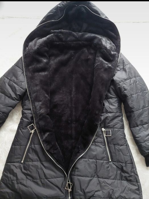 Kurtka z futerkiem rm. M