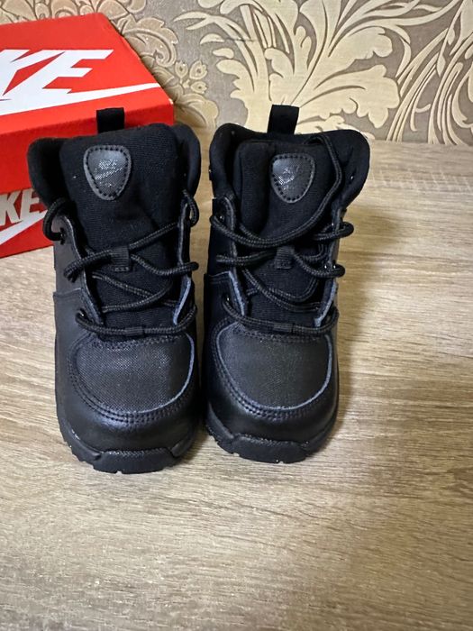 Дитячі черевики NIKE Manoa LTR