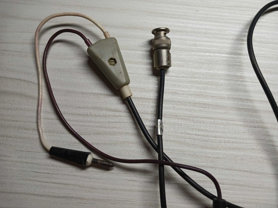 Кабеля к осциллографу и др. измерительным приборам