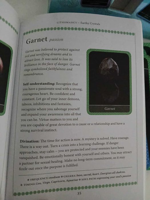 Crystal Wisdom Oracle tarot