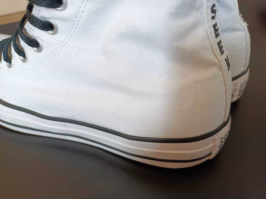 Trampki Converse All Star w bardzo dobrym stanie, wyprane.