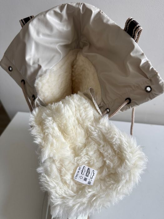 Śniegowce białe ecru 39 - ocieplane, wodoodporne, szerokie palce ZIGN