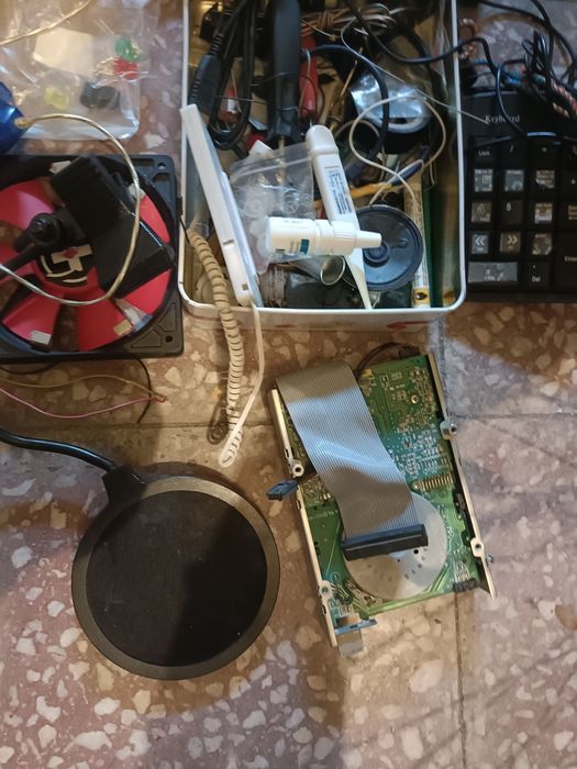 Elektronika mix  a