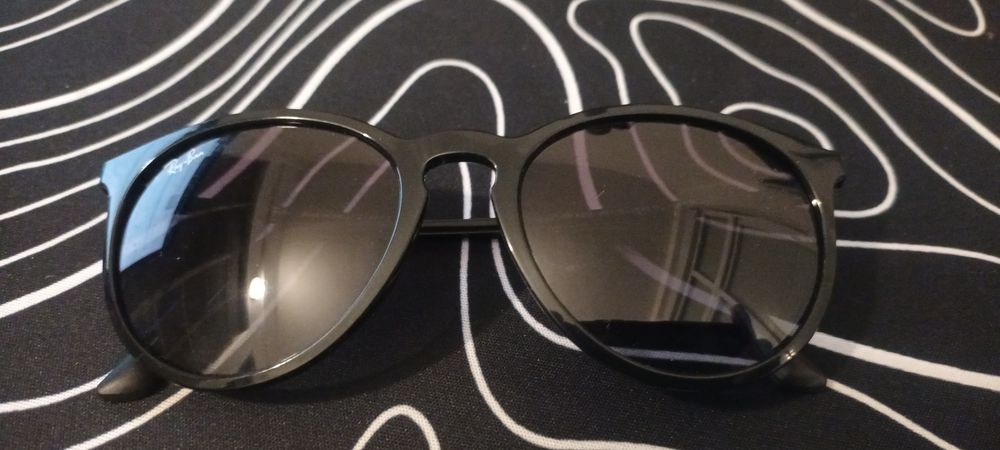 Ray-Ban ERIKA RB 4274