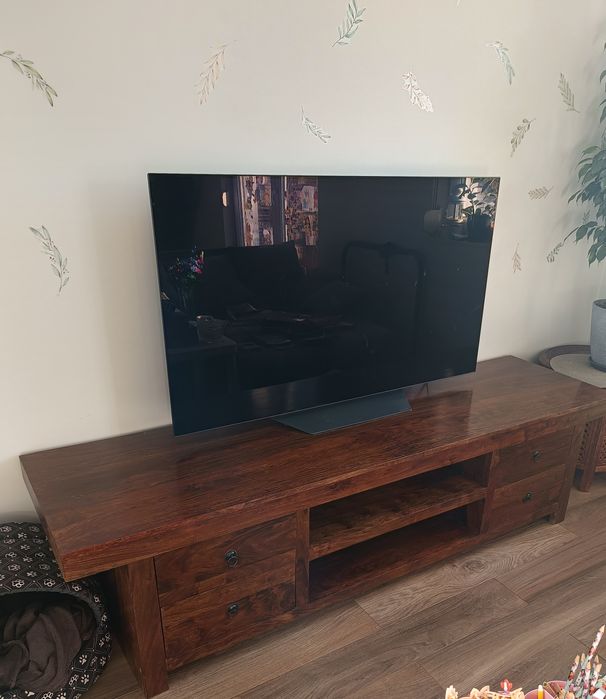 Sprzedam solidną komodę / szafkę RTV z litego drewna