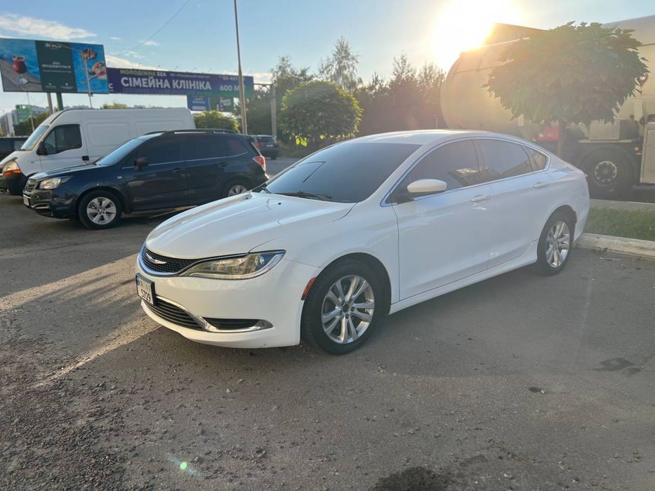 Продам авто chrysler 200