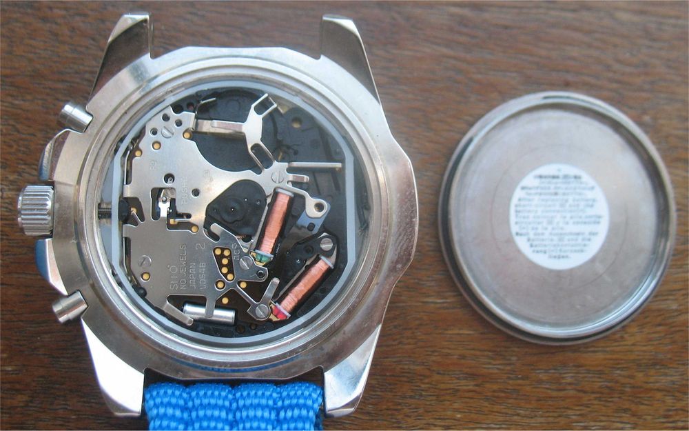 Relógio Estilo Diver - Alpha - Basic - Cronógrafo (Movimento Seiko)
