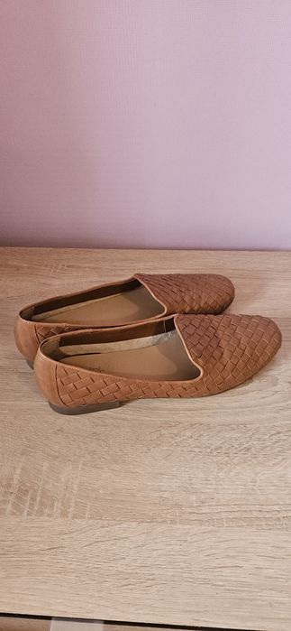 Стильні плетені лофери коричневого кольору — ідеальний стан