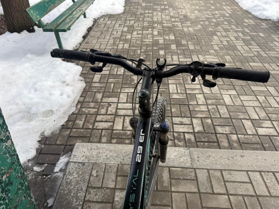 Велосипед горний 29 колеса.
