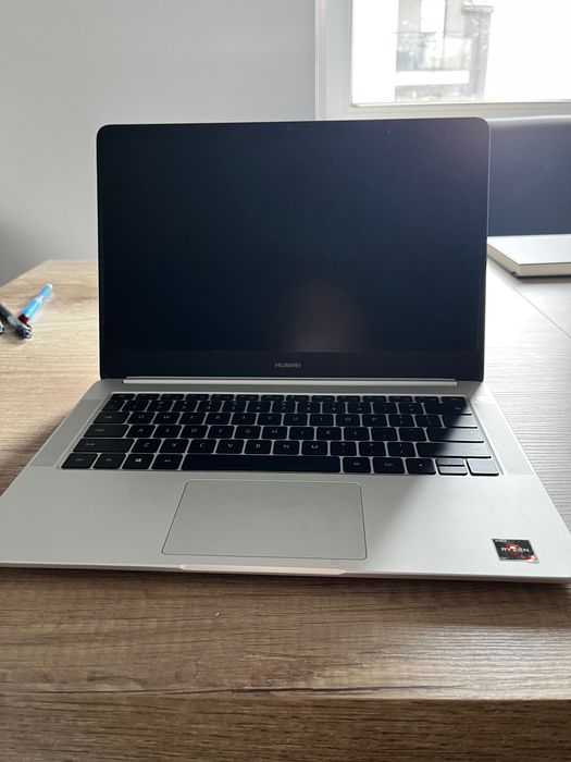 Laptop Huawei MateBook