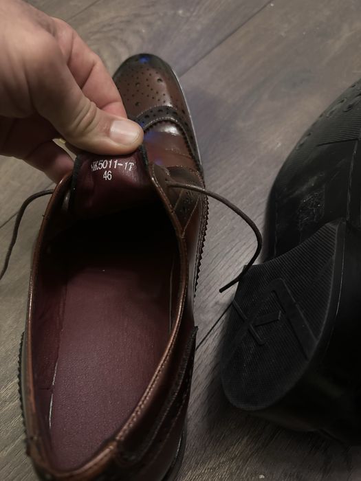 Sapatos em Pele 45/6