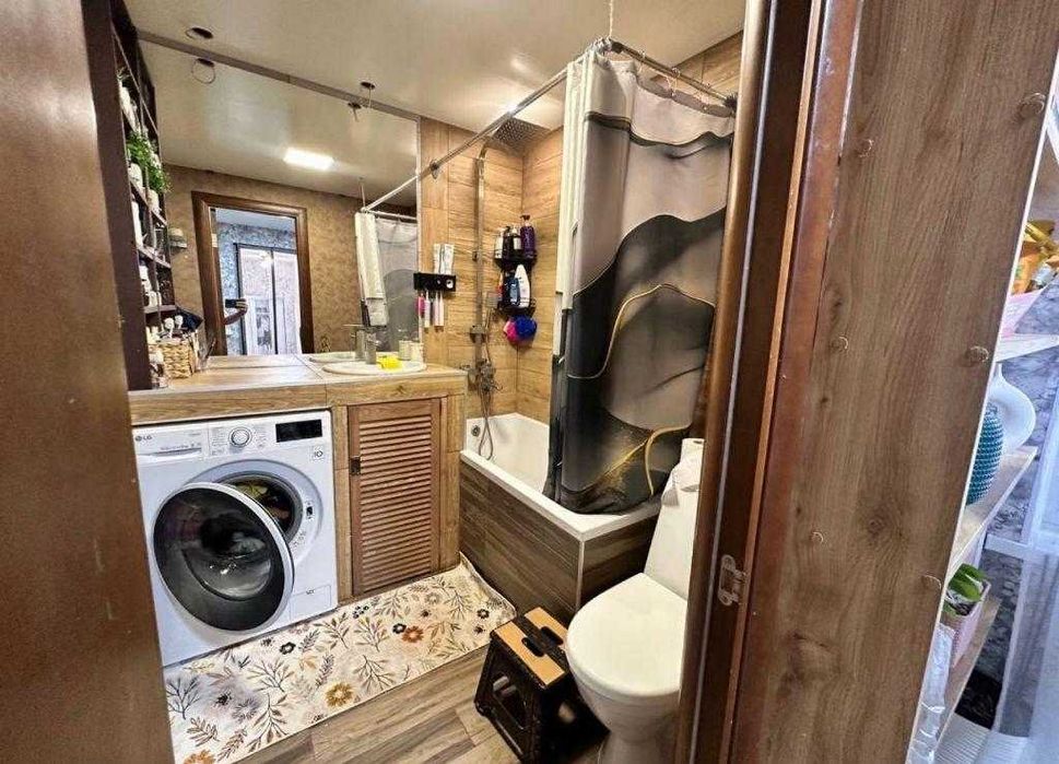 У продажу будинок на дві кімнати