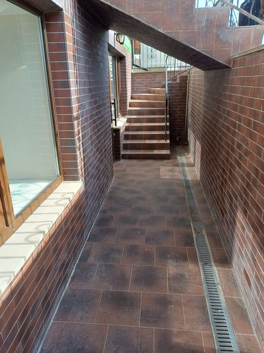 Оренда приміщення Борщів